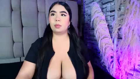 Snapshot of samygreyy_ chatting on August 5, 2026, 10:12 pm SAMY GREY... online show from August 5, 2026, 10:12 pm