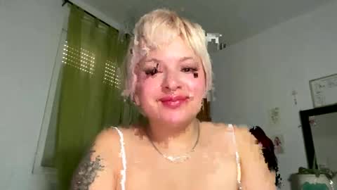 Samymoon online show from May 29, 2026, 7:17 am