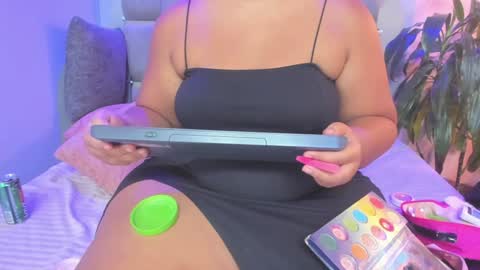 Samy  online show from December 10, 2024, 3:09 am