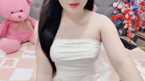 sanami_sian_ online show from December 4, 2025, 2:48 pm