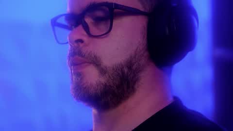 Sanders online show from December 18, 2025, 4:51 am