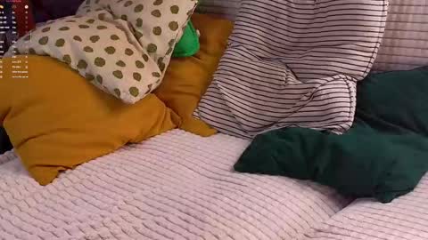 Snapshot of sandili chatting on March 2, 2026, 7:15 am Isabel but you can call me Bella online show from March 2, 2026, 7:15 am