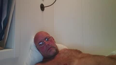 Snapshot of sandnesrune523 chatting on October 16, 2025, 5:30 am sandnesrune523 online show from October 16, 2025, 5:30 am