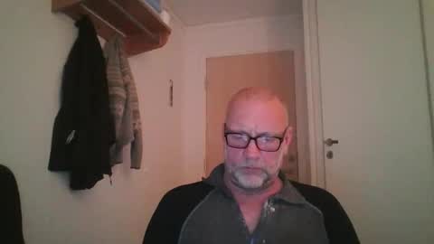 Snapshot of sandnesrune523 chatting on February 19, 2026, 6:53 am sandnesrune523 online show from February 19, 2026, 6:53 am