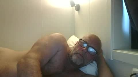 Snapshot of sandnesrune523 chatting on May 16, 2026, 6:39 pm sandnesrune523 online show from May 16, 2026, 6:39 pm