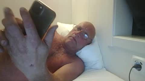 Snapshot of sandnesrune523 chatting on June 8, 2026, 10:59 am sandnesrune523 online show from June 8, 2026, 10:59 am
