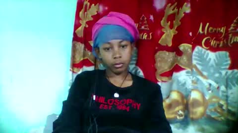 sandra1253099 online show from September 25, 2025, 9:35 am