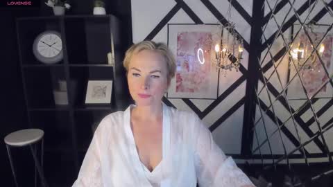 Sandra online show from January 28, 2025, 8:36 am