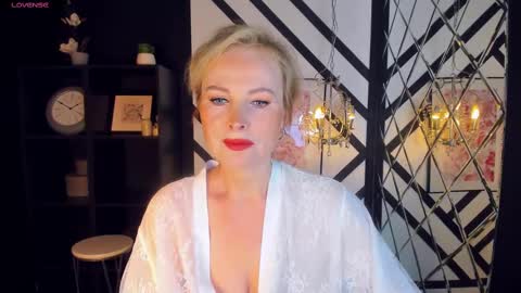 Sandra online show from February 9, 2025, 5:40 am