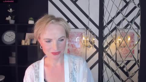 Sandra online show from February 11, 2025, 5:16 am