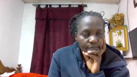 Snapshot of sandra_milly chatting on March 31, 2026, 6:47 am sandra online show from March 31, 2026, 6:47 am