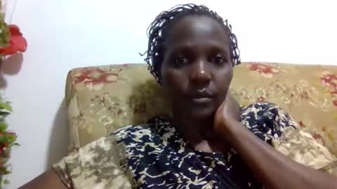 Snapshot of sandra_milly chatting on April 1, 2026, 6:38 pm sandra online show from April 1, 2026, 6:38 pm