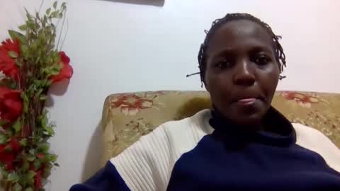 Snapshot of sandra_milly chatting on April 3, 2026, 4:32 am sandra online show from April 3, 2026, 4:32 am