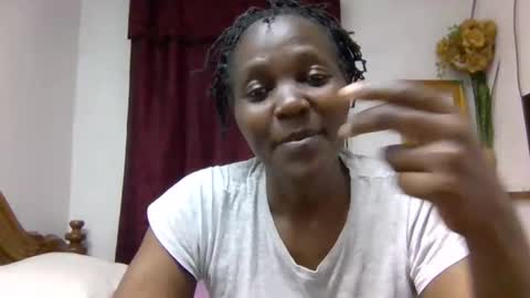 Snapshot of sandra_milly chatting on April 20, 2026, 6:42 pm sandra online show from April 20, 2026, 6:42 pm