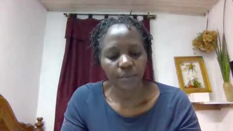 Snapshot of sandra_milly chatting on April 23, 2026, 5:48 pm sandra online show from April 23, 2026, 5:48 pm