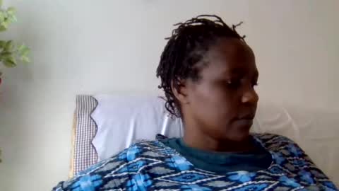Snapshot of sandra_milly chatting on July 26, 2026, 12:23 pm sandra online show from July 26, 2026, 12:23 pm