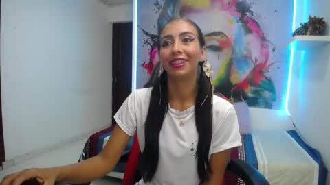 sandra  online show from May 10, 2026, 2:50 am
