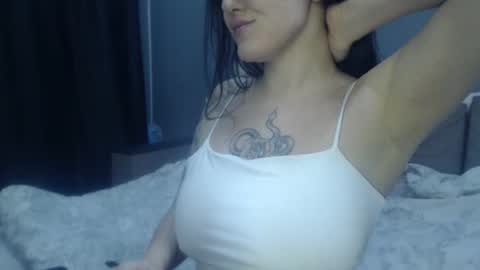 sandra_smith3007 online show from February 4, 2026, 6:08 am