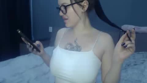 sandra_smith3007 online show from June 3, 2026, 6:27 am