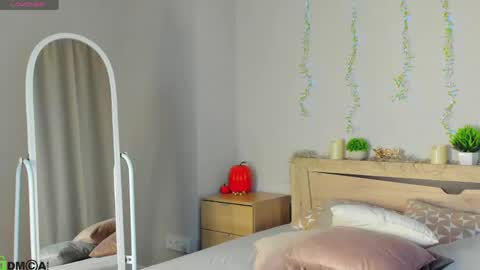 sandraa_anderson online show from May 5, 2026, 11:24 pm