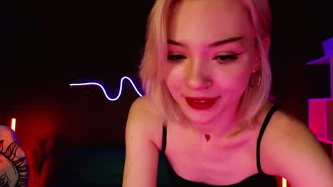 Snapshot of sandraboyl chatting on February 2, 2025, 4:05 am Sandy online show from February 2, 2025, 4:05 am