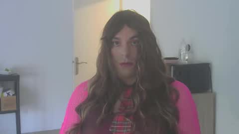 Snapshot of sandraclara chatting on October 10, 2025, 1:21 pm sandraclara online show from October 10, 2025, 1:21 pm
