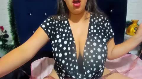 sandraclarkx69 online show from December 3, 2024, 11:02 pm