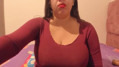 sandraclarkx69 online show from May 14, 2026, 12:12 pm