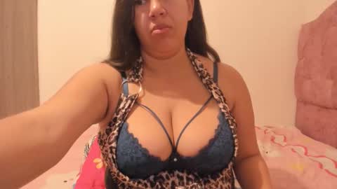 sandraclarkx69 online show from June 2, 2026, 12:07 pm