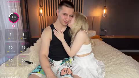 Snapshot of sandragaze chatting on March 27, 2026, 1:55 pm Fred and Lola online show from March 27, 2026, 1:55 pm