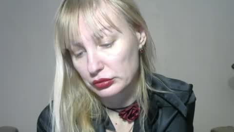 Sandra online show from February 11, 2025, 3:51 pm