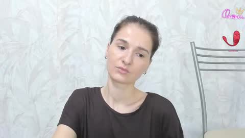 Snapshot of sandraxray chatting on May 12, 2026, 5:04 am SandraxRay online show from May 12, 2026, 5:04 am