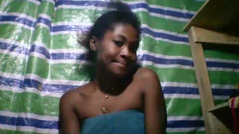 sandricaaa online show from April 29, 2026, 2:04 am