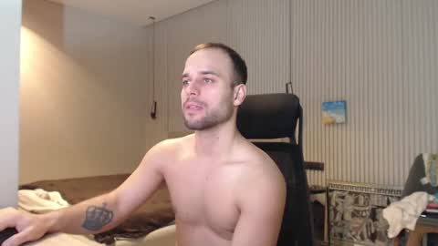 DeAlex online show from March 9, 2025, 6:00 pm