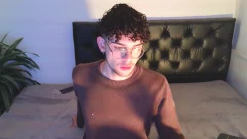 Snapshot of sandro_vitali chatting on October 16, 2025, 5:41 am sandro_vitali online show from October 16, 2025, 5:41 am