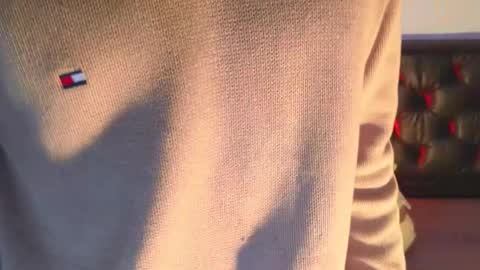 Snapshot of sandro_vitali chatting on October 20, 2025, 5:08 am sandro_vitali online show from October 20, 2025, 5:08 am