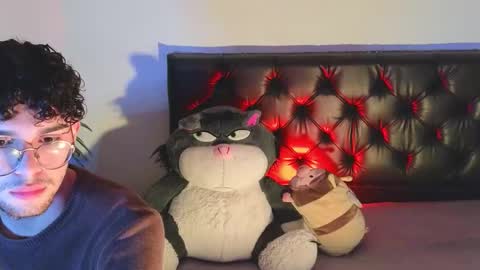 Snapshot of sandro_vitali chatting on October 21, 2025, 5:08 am sandro_vitali online show from October 21, 2025, 5:08 am