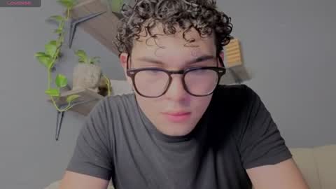 sandro_vitali online show from July 6, 2026, 11:40 pm