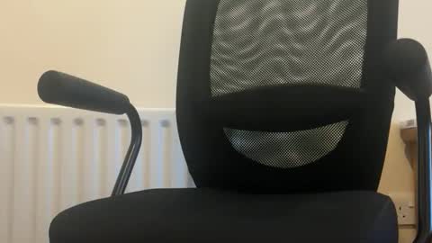 Sandro Andersom online show from March 1, 2026, 3:36 pm