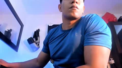 Snapshot of sandrolatino chatting on June 25, 2026, 2:44 am sandrolatino online show from June 25, 2026, 2:44 am