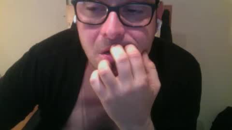 sandrolickyou online show from December 2, 2025, 1:00 am