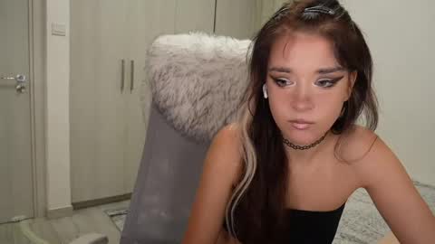 Snapshot of sandy_candycrush chatting on April 23, 2026, 4:53 pm Sandy Nekochan online show from April 23, 2026, 4:53 pm