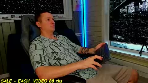 Sandy and Chris online show from March 6, 2025, 8:41 am