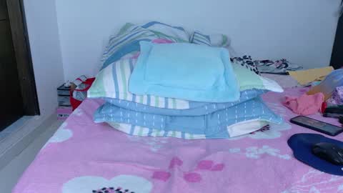 sandy online show from September 20, 2025, 7:59 pm