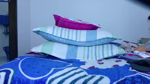 sandy online show from March 15, 2026, 12:33 pm