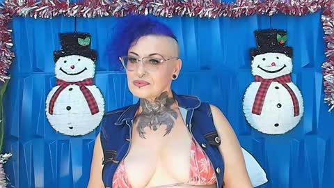 Snapshot of sandyrosee_ chatting on December 12, 2024, 5:48 pm Sandy Rose online show from December 12, 2024, 5:48 pm