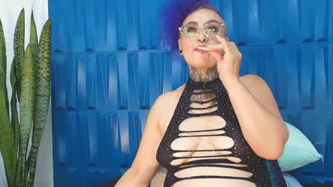 Snapshot of sandyrosee_ chatting on January 13, 2025, 8:04 pm Sandy Rose online show from January 13, 2025, 8:04 pm