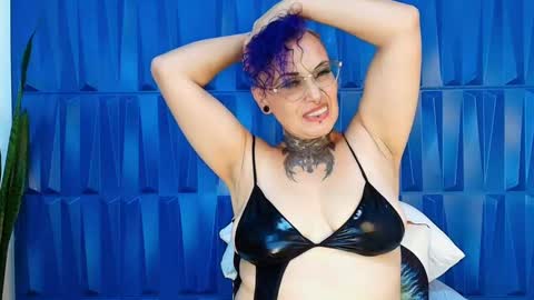 Snapshot of sandyrosee_ chatting on February 18, 2025, 6:58 pm Sandy Rose online show from February 18, 2025, 6:58 pm