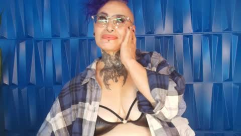 Snapshot of sandyrosee_ chatting on February 19, 2025, 8:20 pm Sandy Rose online show from February 19, 2025, 8:20 pm