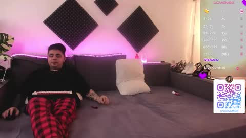 Sansa and Alex online show from March 16, 2026, 8:02 pm